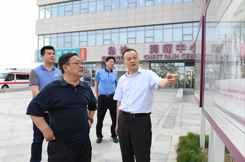 副院长,河南省人民医院心脏中心知名专家程兆云教授等专家的陪同下