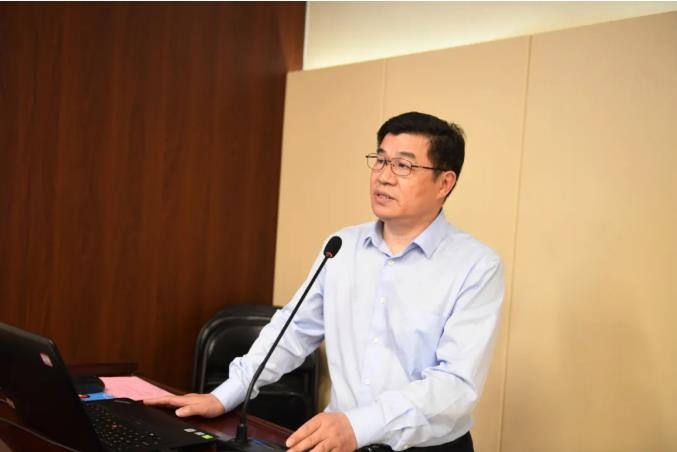 河南省儿童心脏中心主任范太兵教授介绍了儿童心脏中心的专业特色